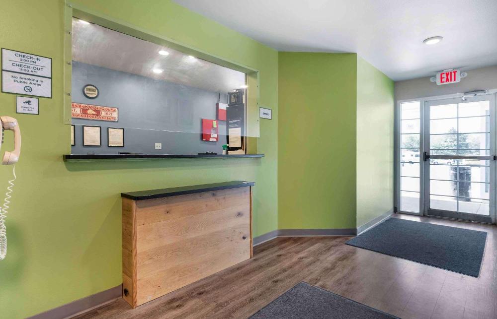 WoodSpring Suites Fayetteville I-49